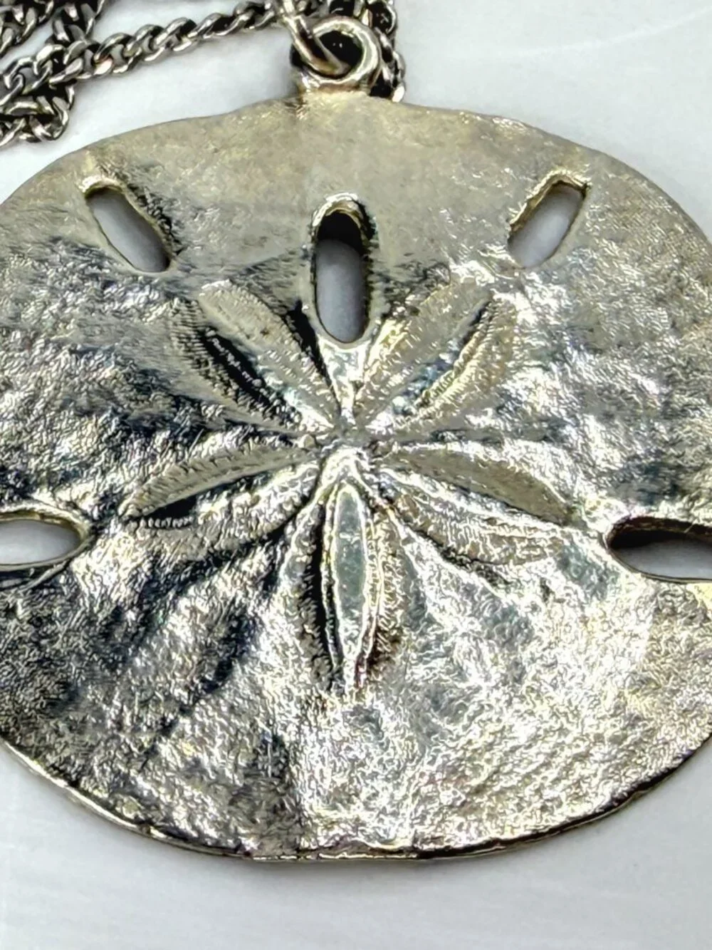 Retired James Avery Sterling Silver 1.75